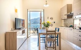 Casetta Vista Mare In Piazza A Mondello